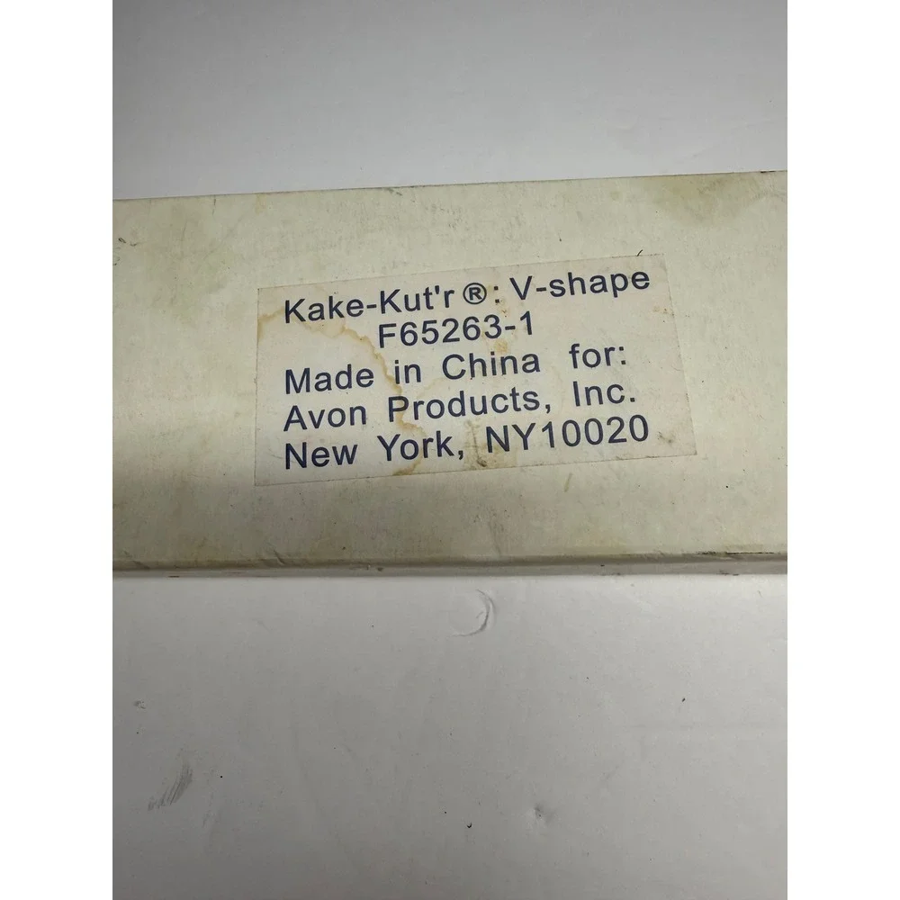 Avon Kake-Kut'r V-Shape Stainless Steel CakeSlicer Server Cream Handles F65263-1